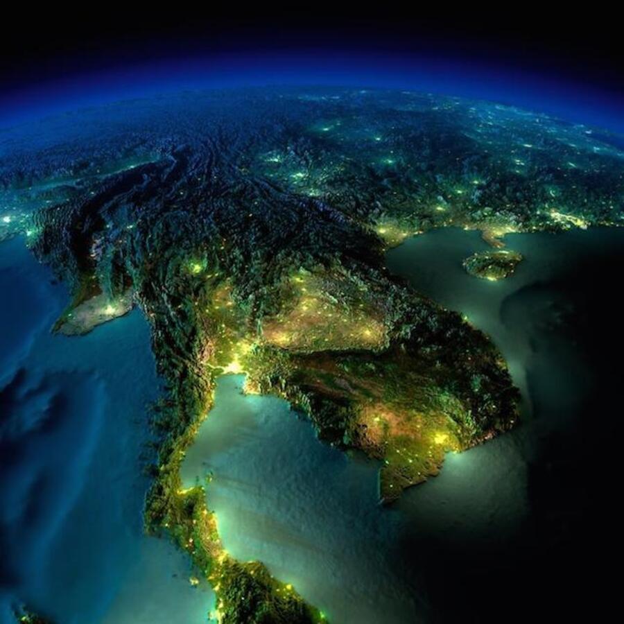 Đất nước Việt Nam được chụp từ vệ tinh